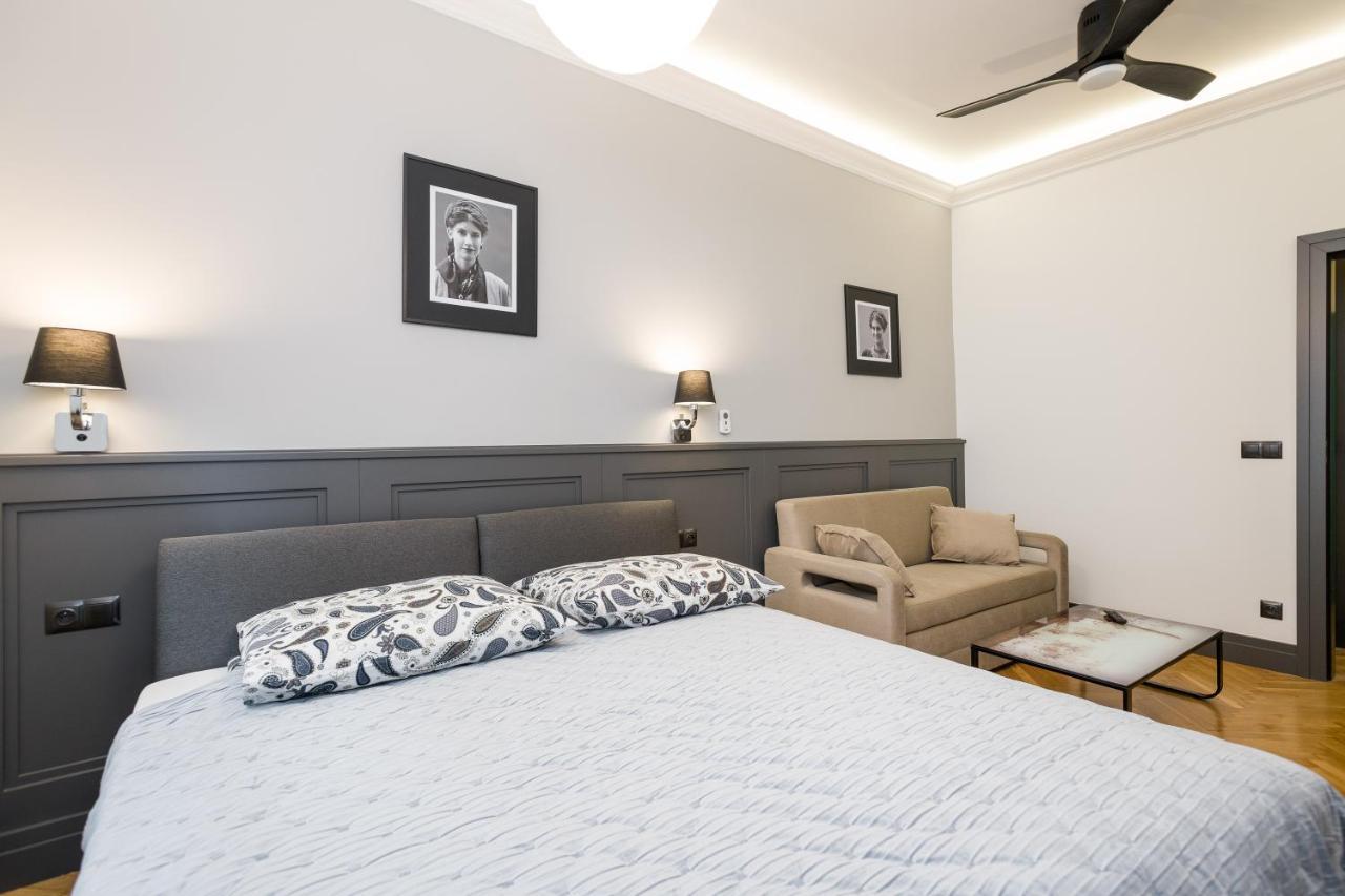 Luxury Apartment At The Main Square 克拉科夫 外观 照片